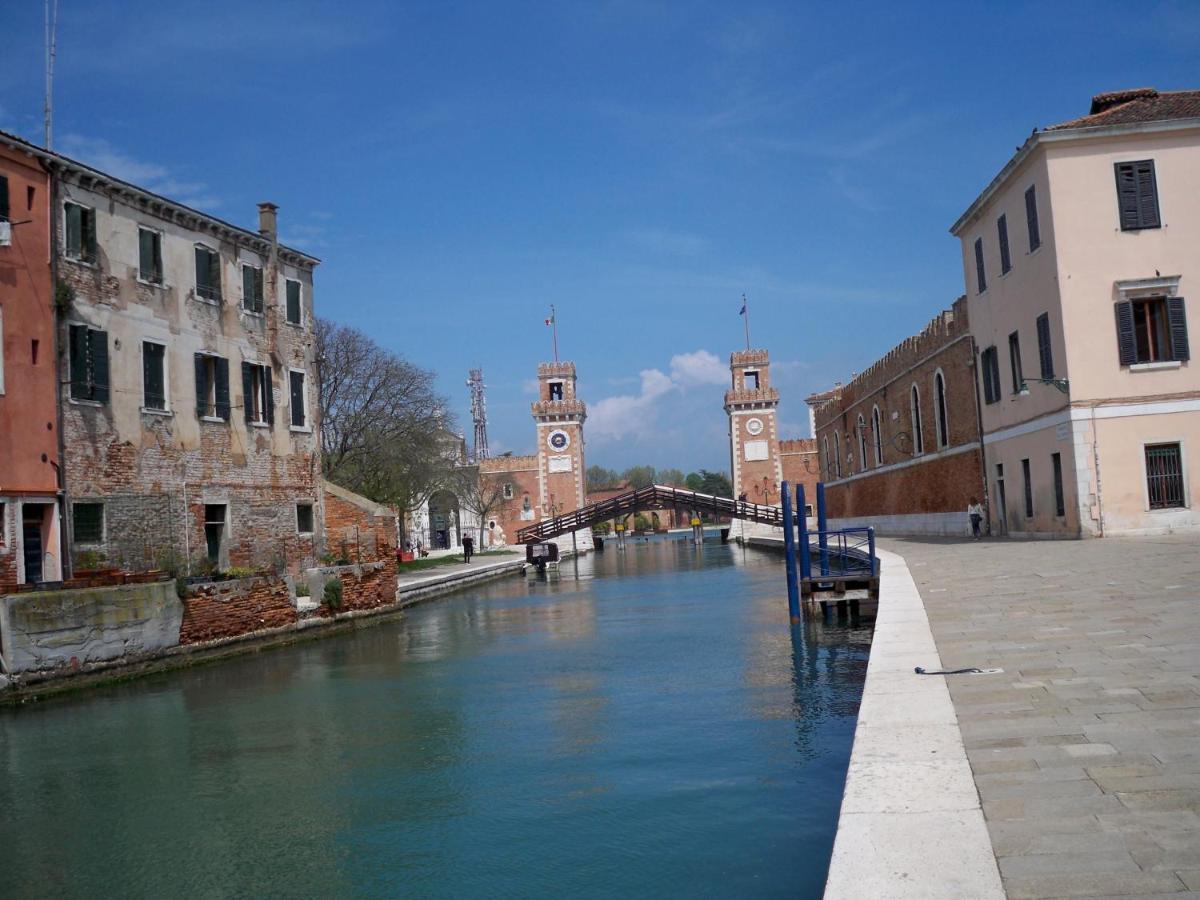 locazione Mery Venezia Esterno foto